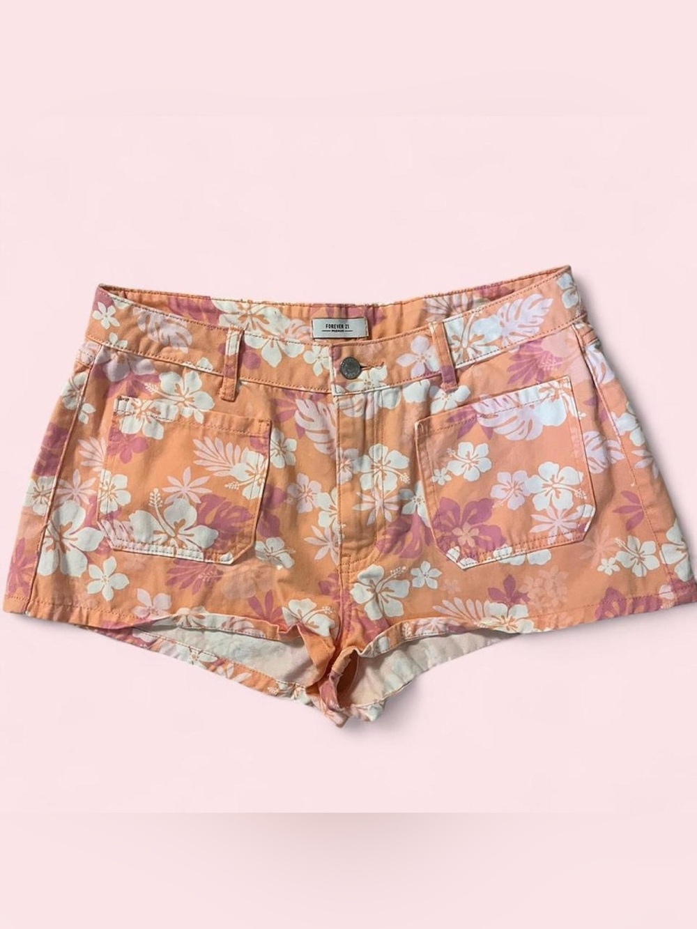 Forever 21 floral hibiscus shorts with front cargo pocket Size 29 100% Cotton